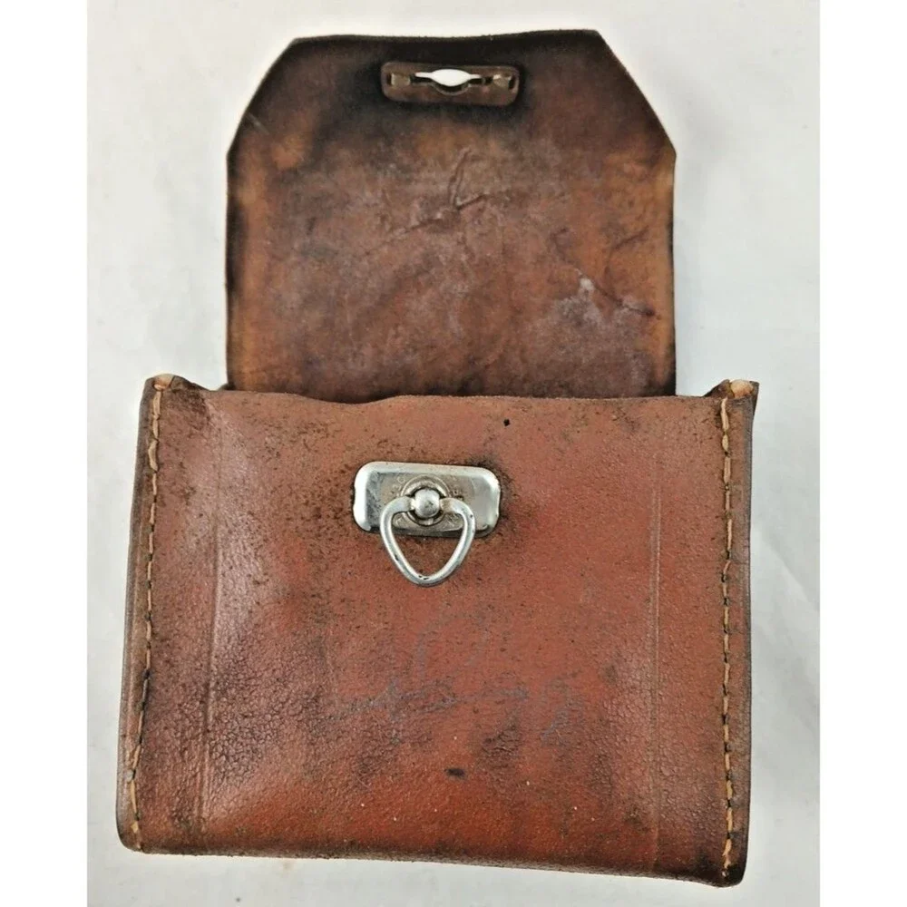 VINTAGE FRENCH CORONET 'LE POLO' 120 ROLL FILM BOX CAMERA W/ Case